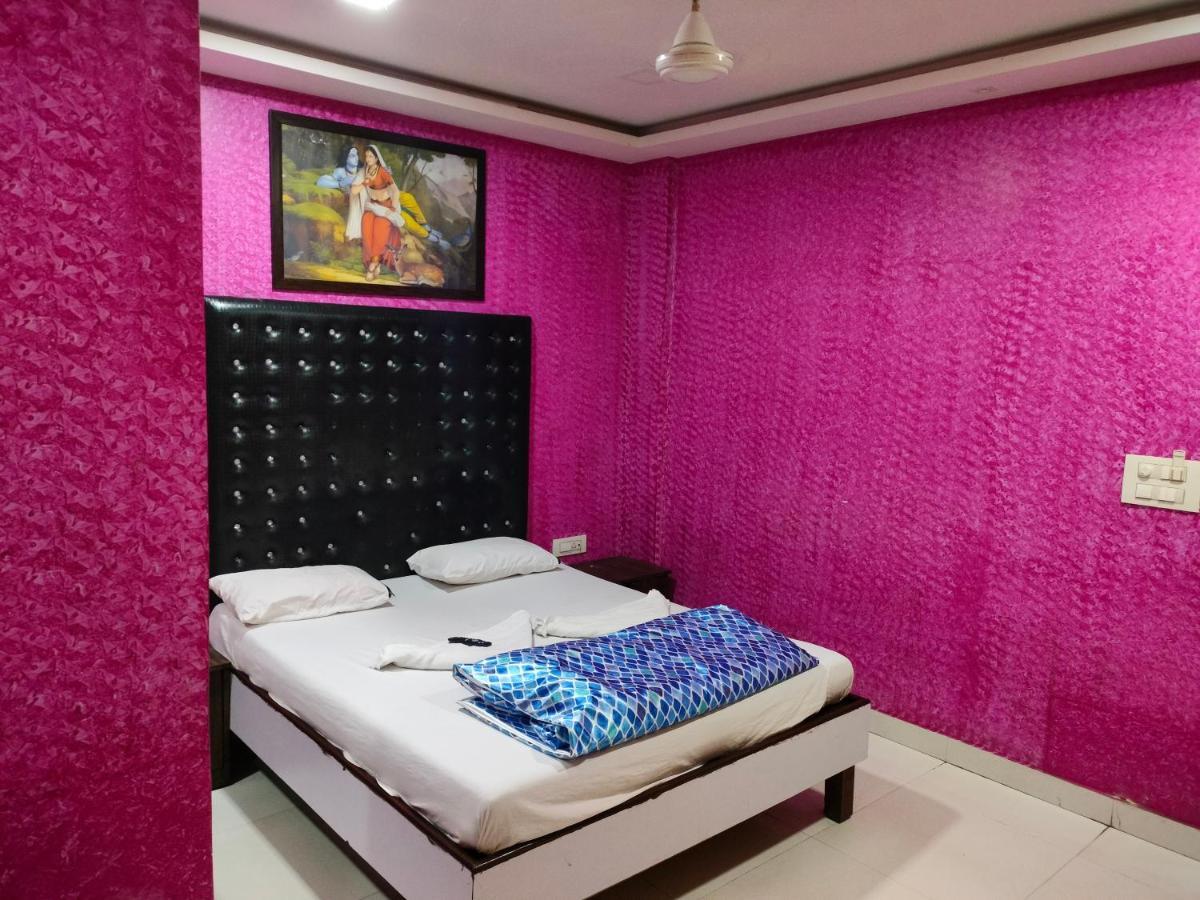 Spring Resort & Lodging Mumbai Exterior photo